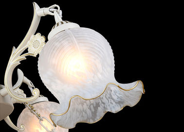 Van de de Kroonluchterverlichting van de Barocostijl Modern van de het Zinklegering de Matrijzenafgietsel 3 Hoofdenschaduw naar beneden