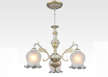 Van de de Kroonluchterverlichting van de Barocostijl Modern van de het Zinklegering de Matrijzenafgietsel 3 Hoofdenschaduw naar beneden