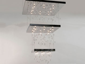 De Kroonluchterverlichting van het luxekristal, Hotelkroonluchters met de Inrichtingen van de Drie Lagenverlichting