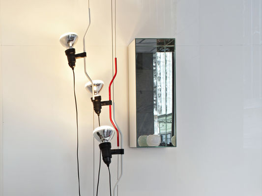 Minimalistische Parentesi-Vloer aan het Koolstofstaallicht van de Plafondlamp Met Tubulaire Vorm
