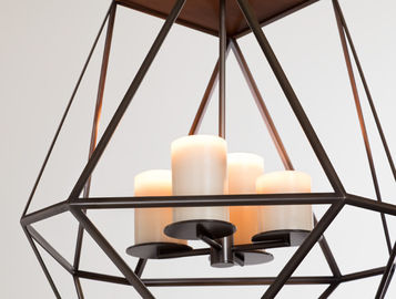 Geleide de Kroonluchterlichten van de glaskaars binnen, Brede Zwarte de Tegenhangerlamp van de Ijzerkooi