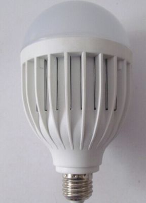 De hoge LEIDENE van de Lumen12w 1150LM IP45 Epistar van Plastic Huisvesting Fabrieken Bolbollen