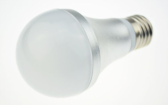 Van waterdichte IP65 LEIDENE van SMD 5 W LEIDENE van Dimmable Bolbollen E26 Gloeilamp 120 Volt