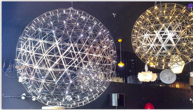 De moderne Grote Ronde Bal van het Opschortings Lichte Roestvrije staal vormde Tegenhangerlamp voor Huisdecoratie